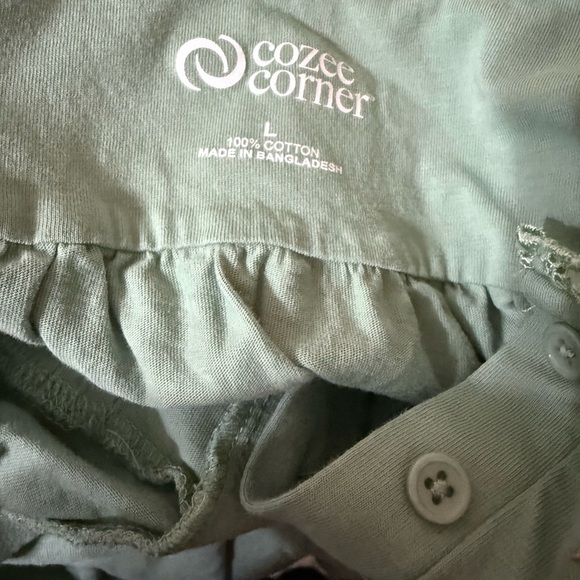 Cover Corner Embroidered Button-Down Midi Dress in Light Green - Picture 5 of 5